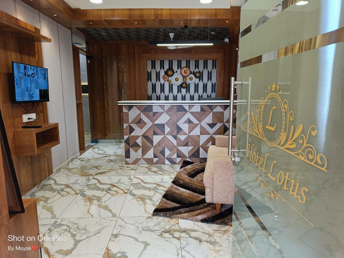 Hotel Lotus Anand Exterior photo